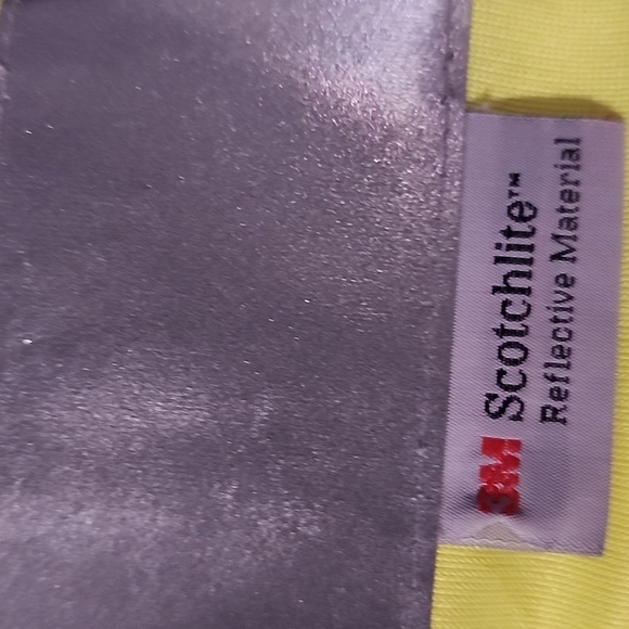 5/$25 Scotchlite Reflective Saftey Vest - Picture 3 of 7